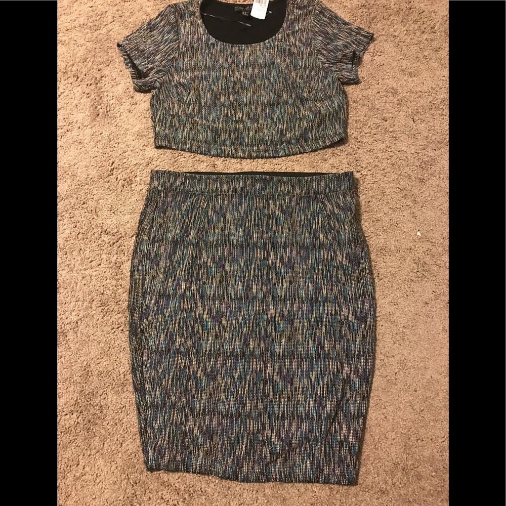 Forever 21 Multi Color Knit Skirt Set